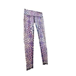EUC Teeki leopard leggings size small yoga flattering stretchy lightweight